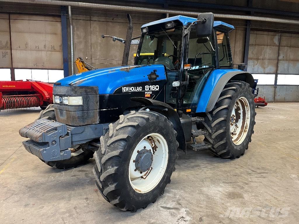 New Holland 8160 Traktorji