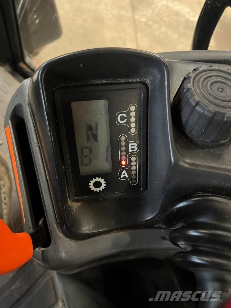 New Holland 8160 Traktorji