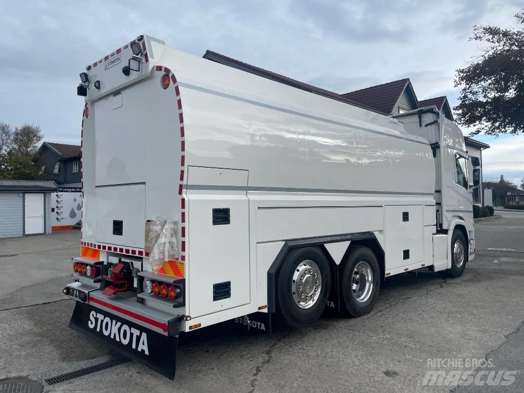 STOKOTA tankbil Tovornjaki cisterne