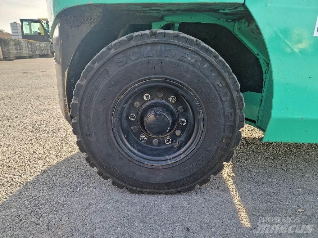 Mitsubishi FD30N Viličarji s pomičnim teleskopom
