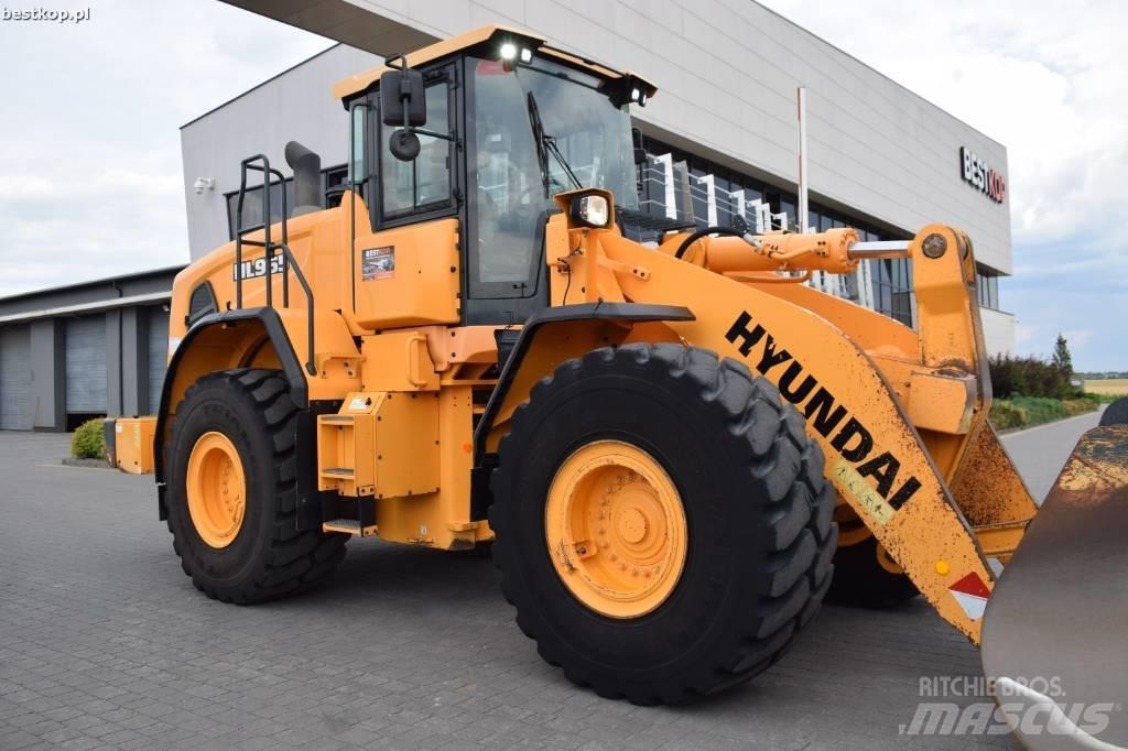 Hyundai HL 965 Kolesni nakladalci