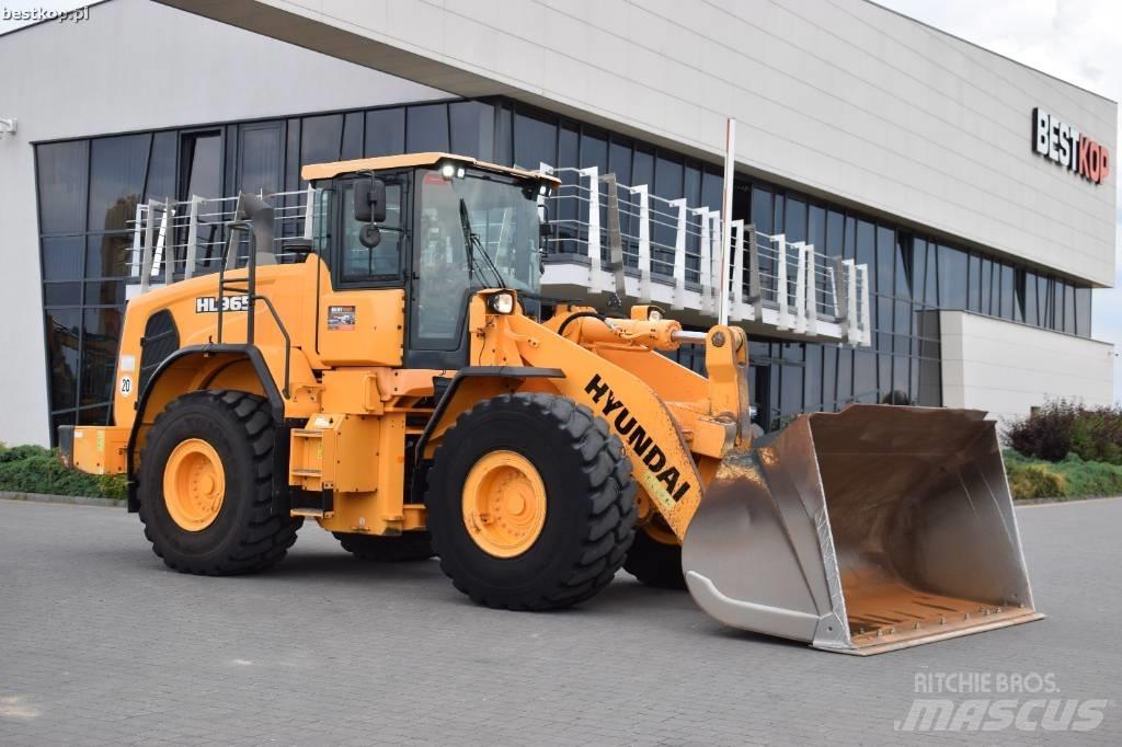 Hyundai HL 965 Kolesni nakladalci