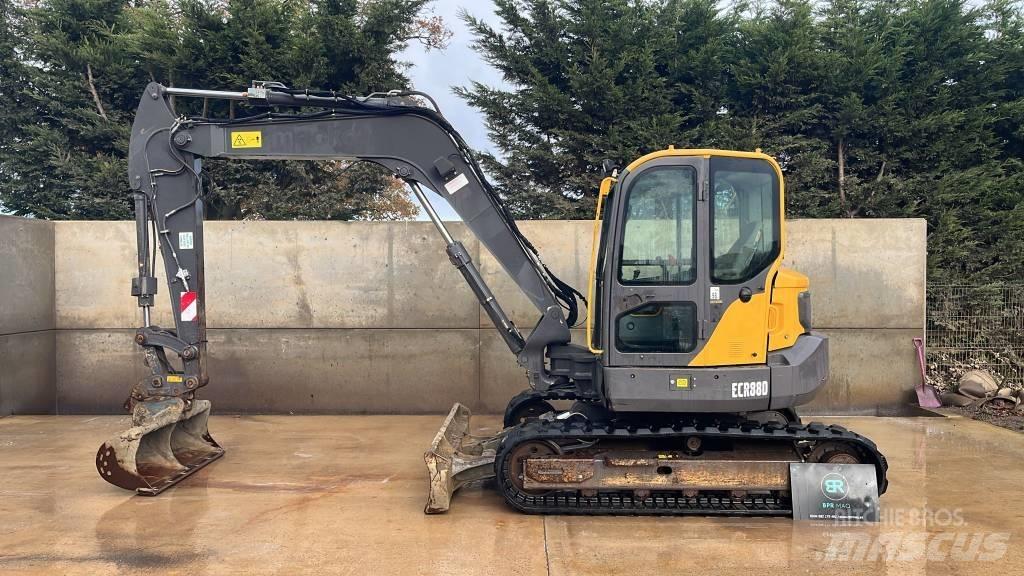 Volvo ECR 88 D Midi bagri 7t – 12t