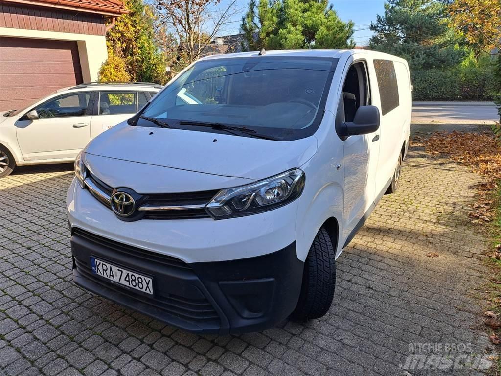 Toyota PROACE Avtomobili