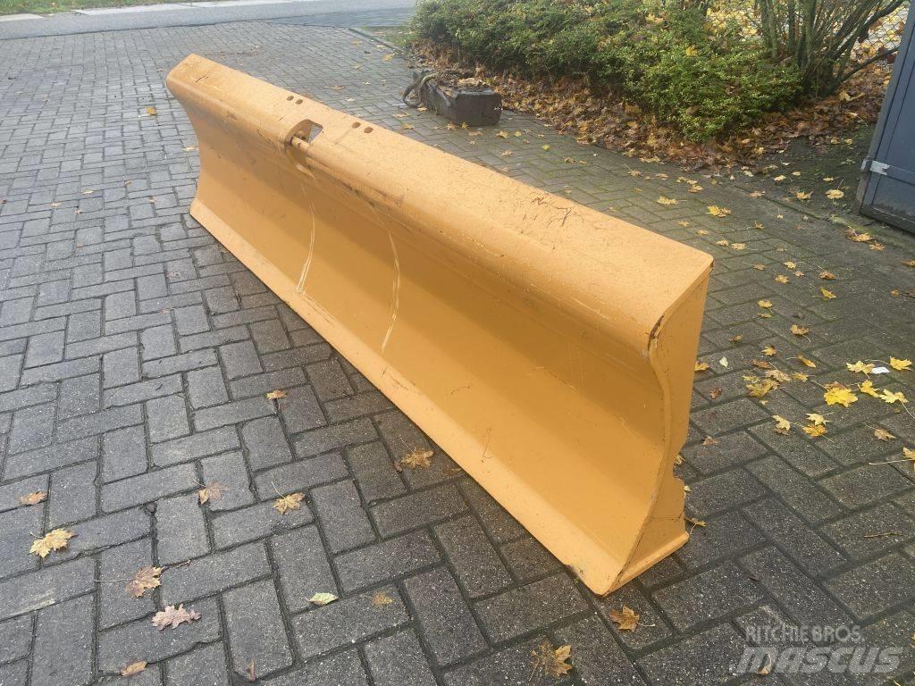 CASE DOZER BLADE Deske / noži