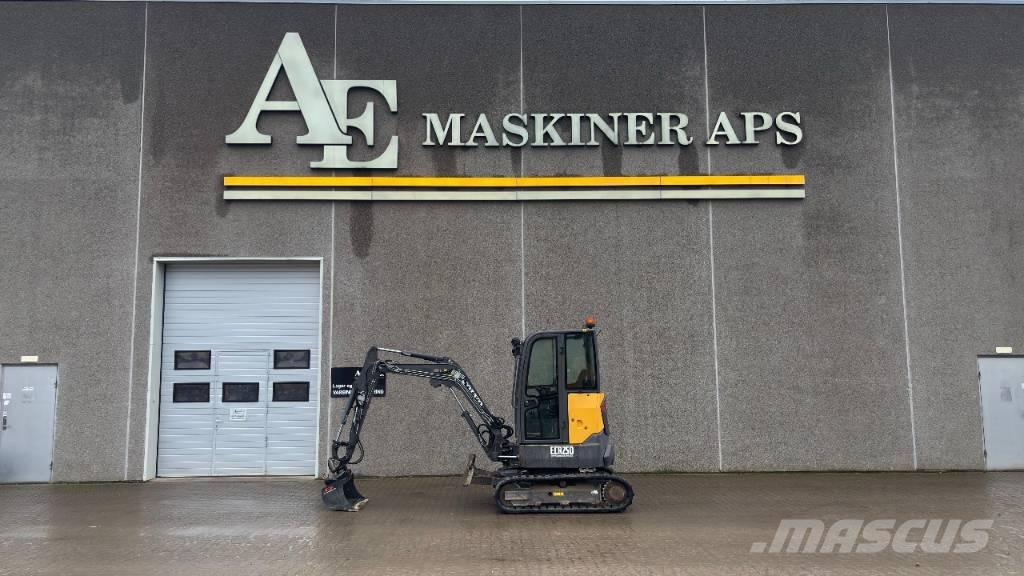 Volvo ECR 25 D Mini bagri <7t