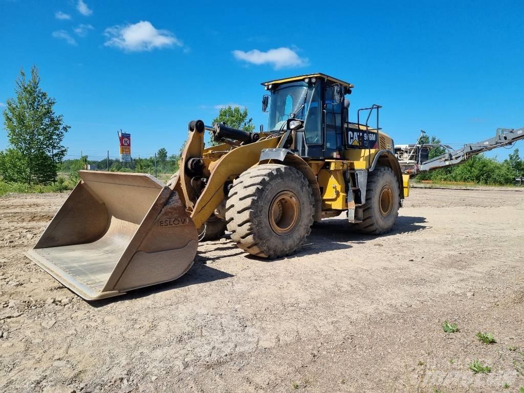 CAT 966 M Kolesni nakladalci