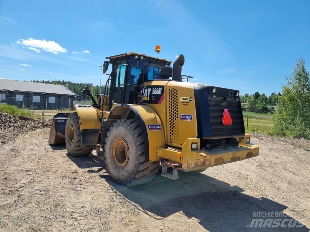 CAT 966 M Kolesni nakladalci