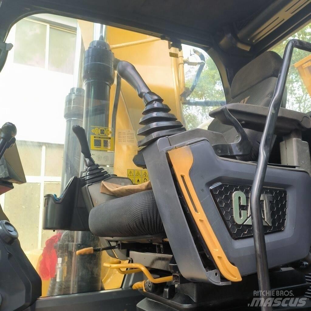 CAT 320 GC Bagri goseničarji
