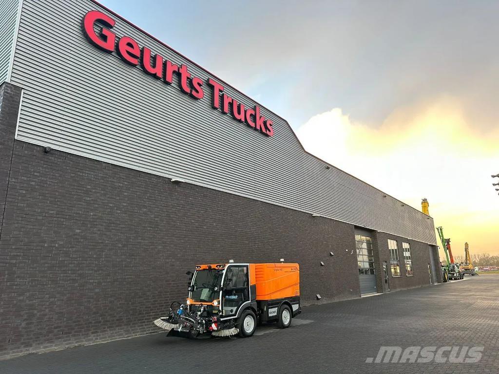 Bucher CITYCAT V20 Pometalni stroji