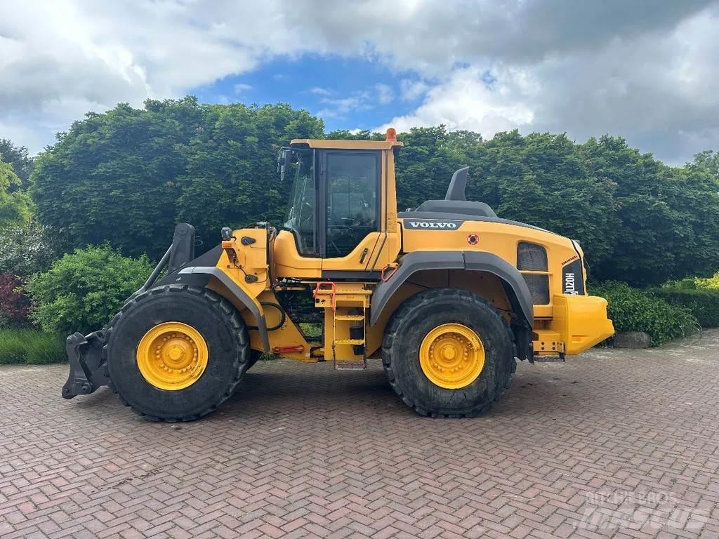 Volvo L120 H Kolesni nakladalci