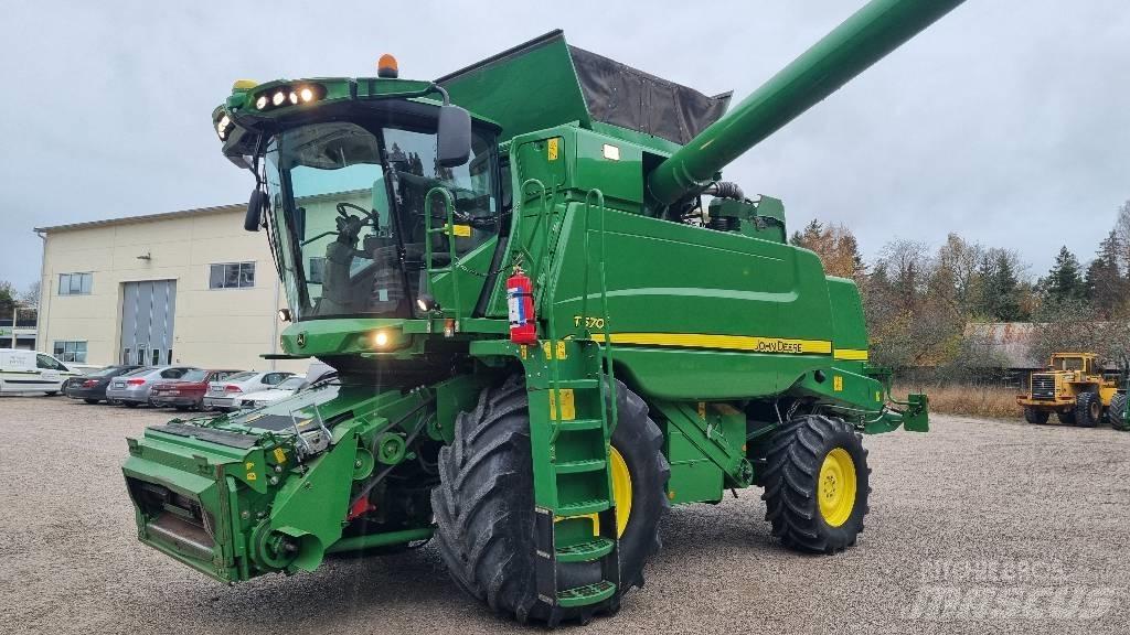 John Deere T670i Kombajni