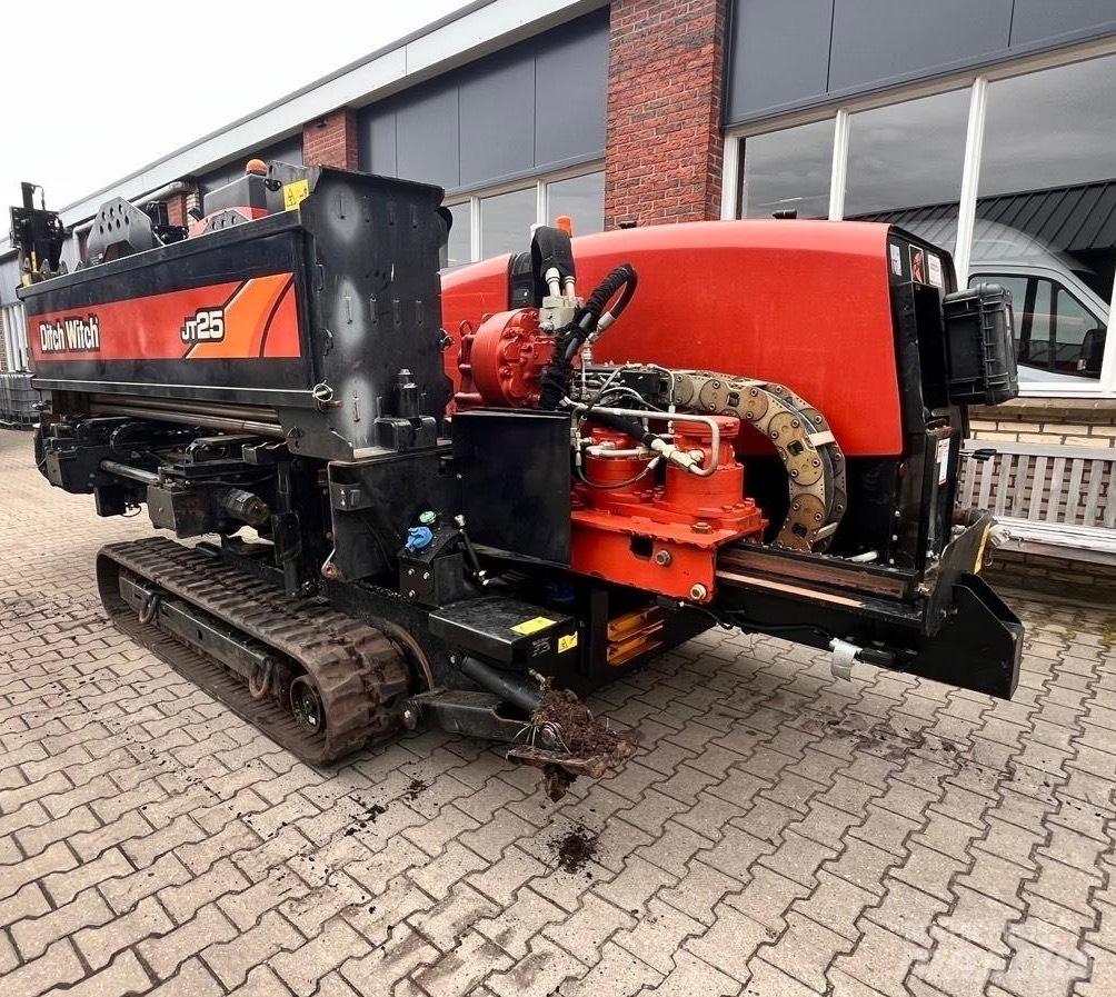 Ditch Witch JT 25 Oprema za vodoravno smerno vrtanje