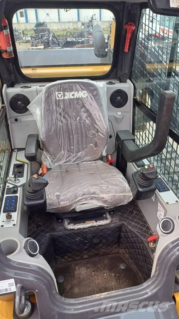 XCMG XC7-TV12 Nakladalci goseničarji