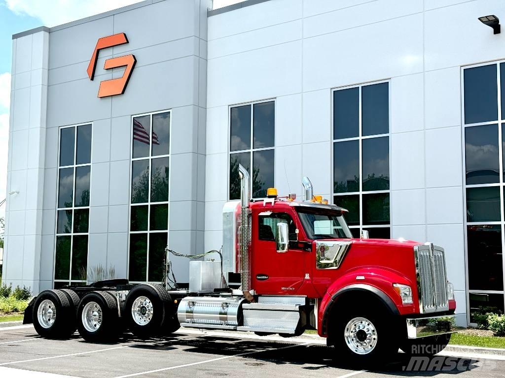 Kenworth W 990 Vlačilci