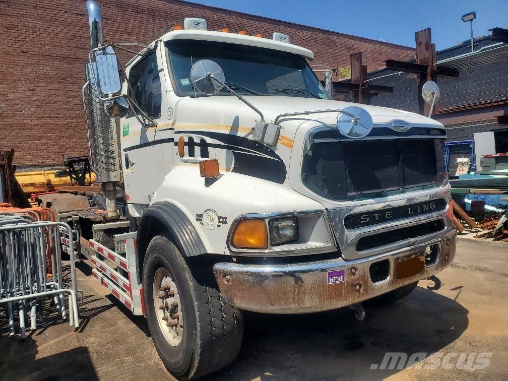 Sterling LT 9500 Razstavljivi tovornjaki z žičnimi dvigali