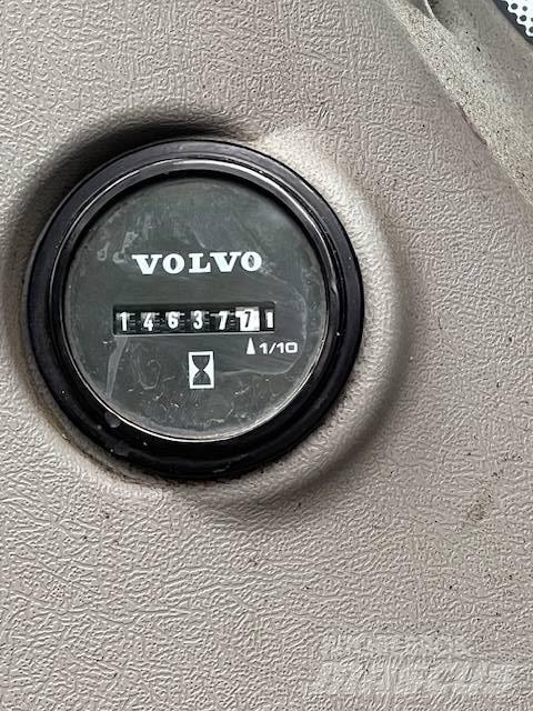 Volvo EC 350DL Bagri goseničarji