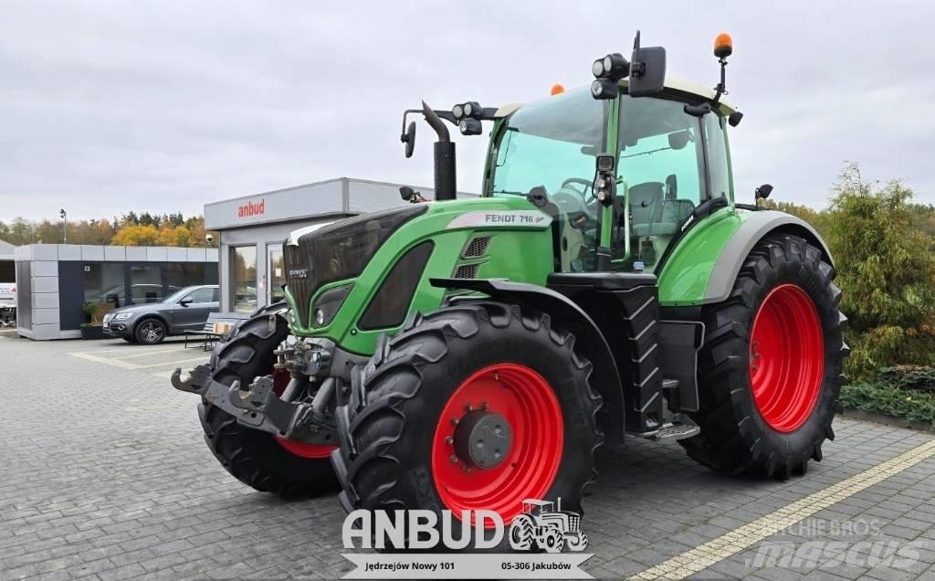 Fendt 716 Vario S4 Traktorji
