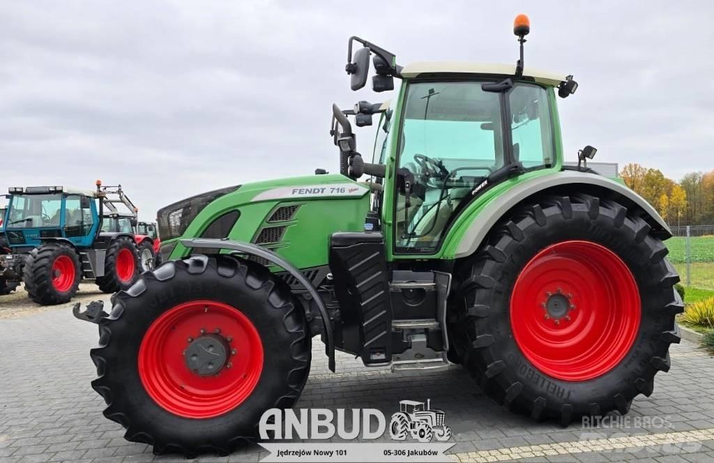 Fendt 716 Vario S4 Traktorji