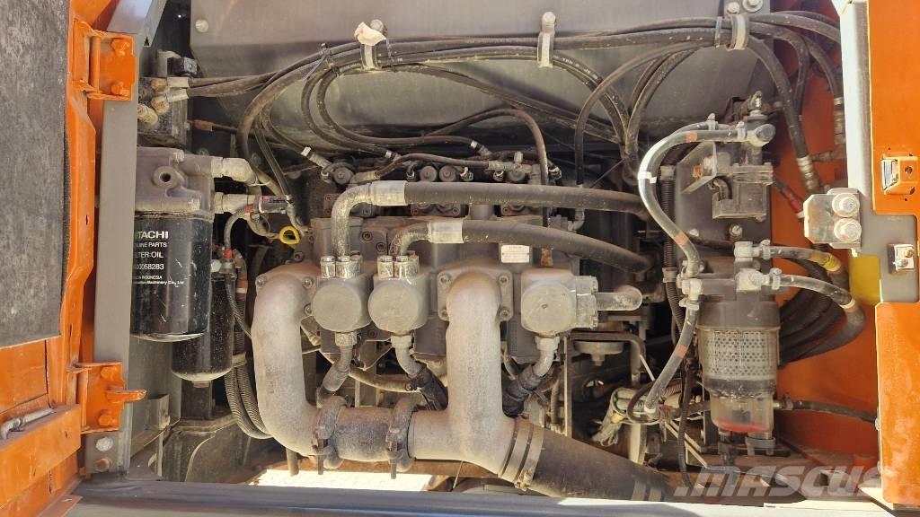 Hitachi ZX 300 LC-7 Bagri goseničarji