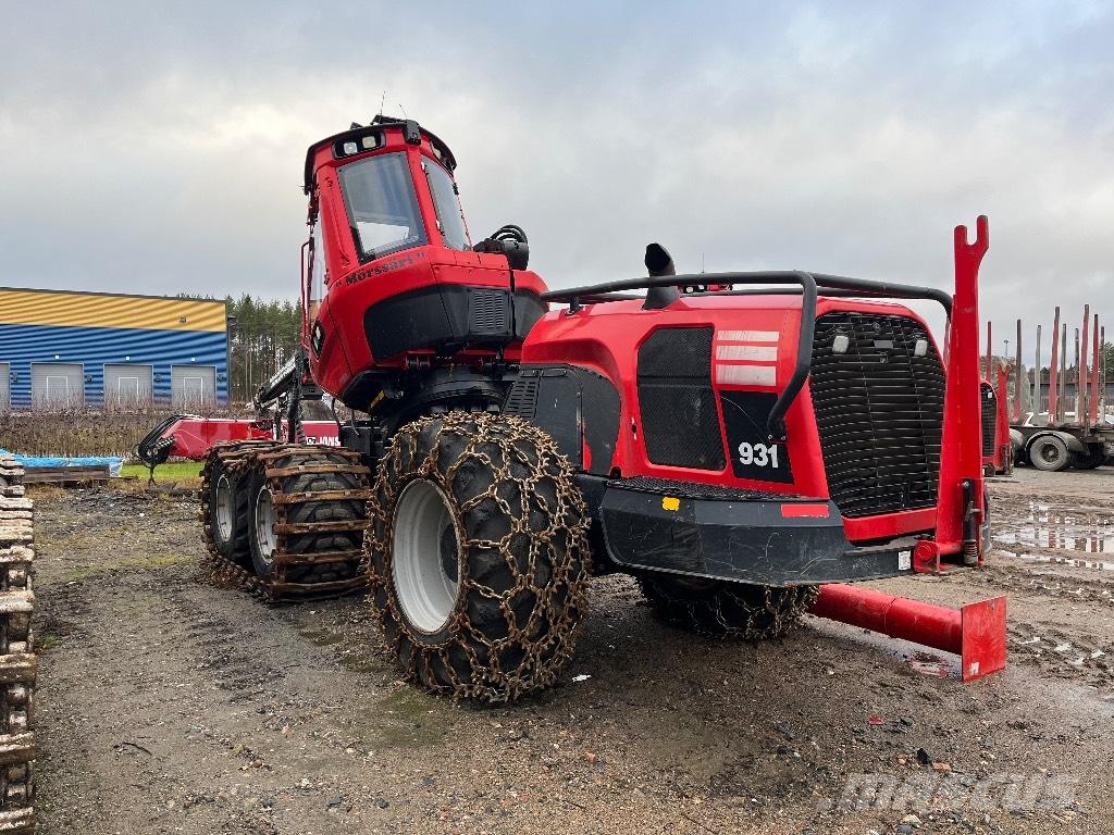 Komatsu 931 Harvesterji