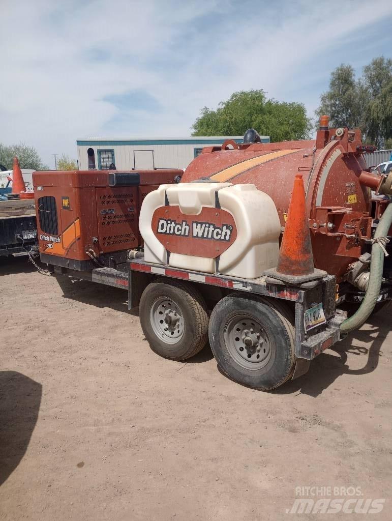 Ditch Witch HX30 500 Dodatki in rezervni deli za opremo za vrtanje