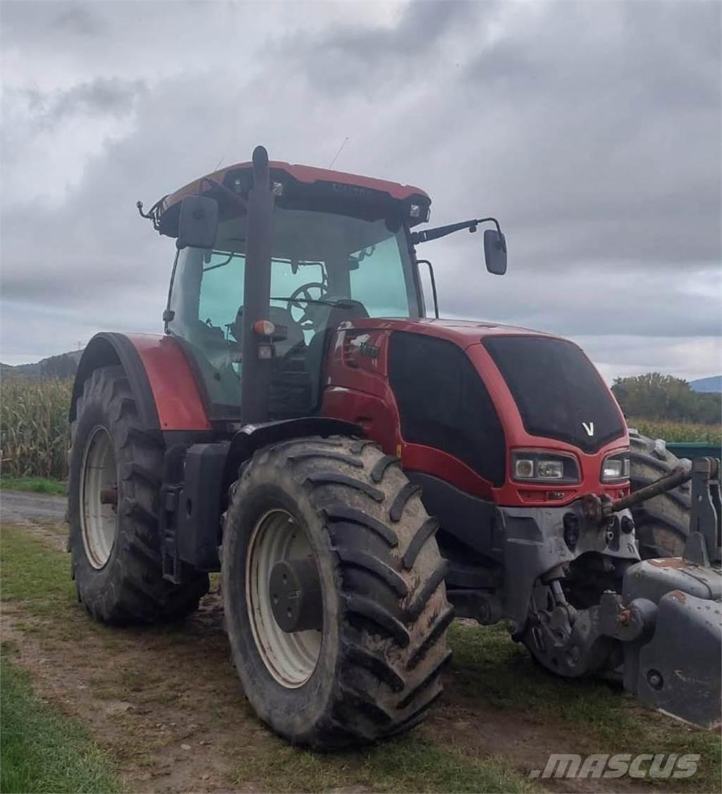 Valtra S352 Traktorji