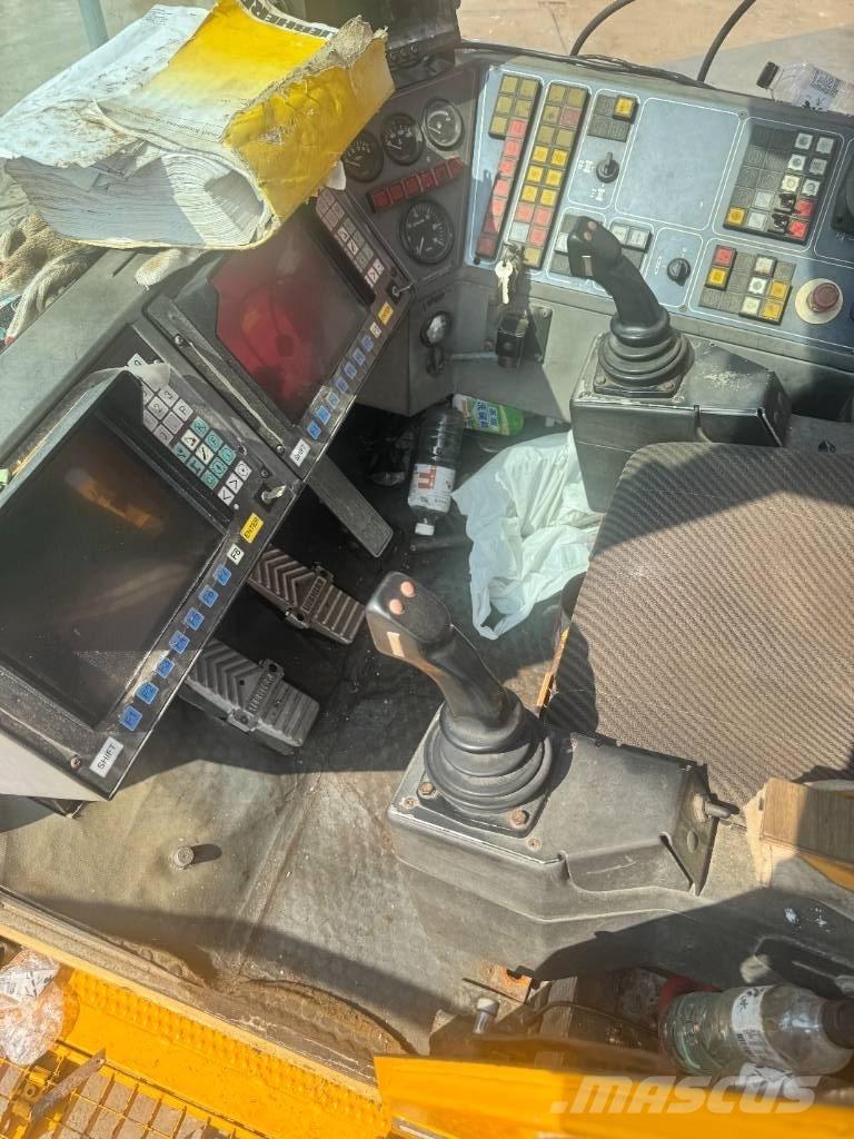 Liebherr LR 1400-2 Dvigala na gosenicah