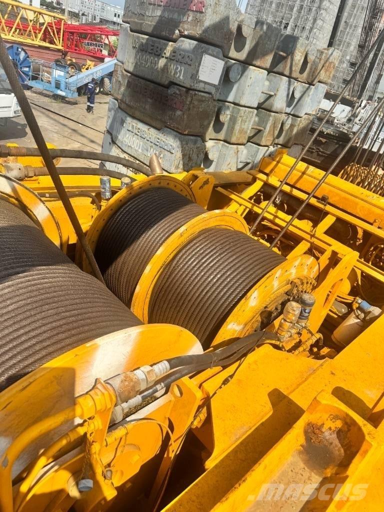 Liebherr LR 1400-2 Dvigala na gosenicah