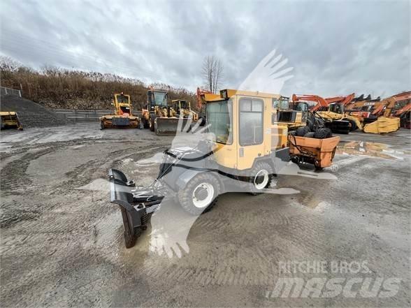 Benco PN1500 Kolesni nakladalci