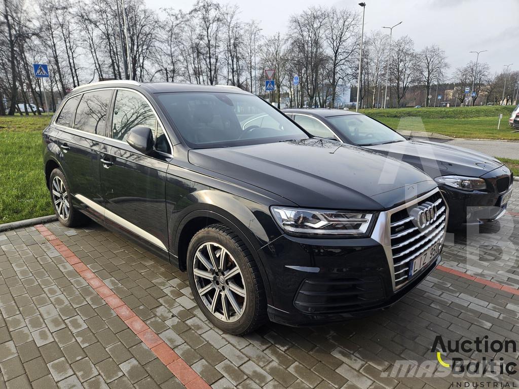 Audi Q7 Avtomobili