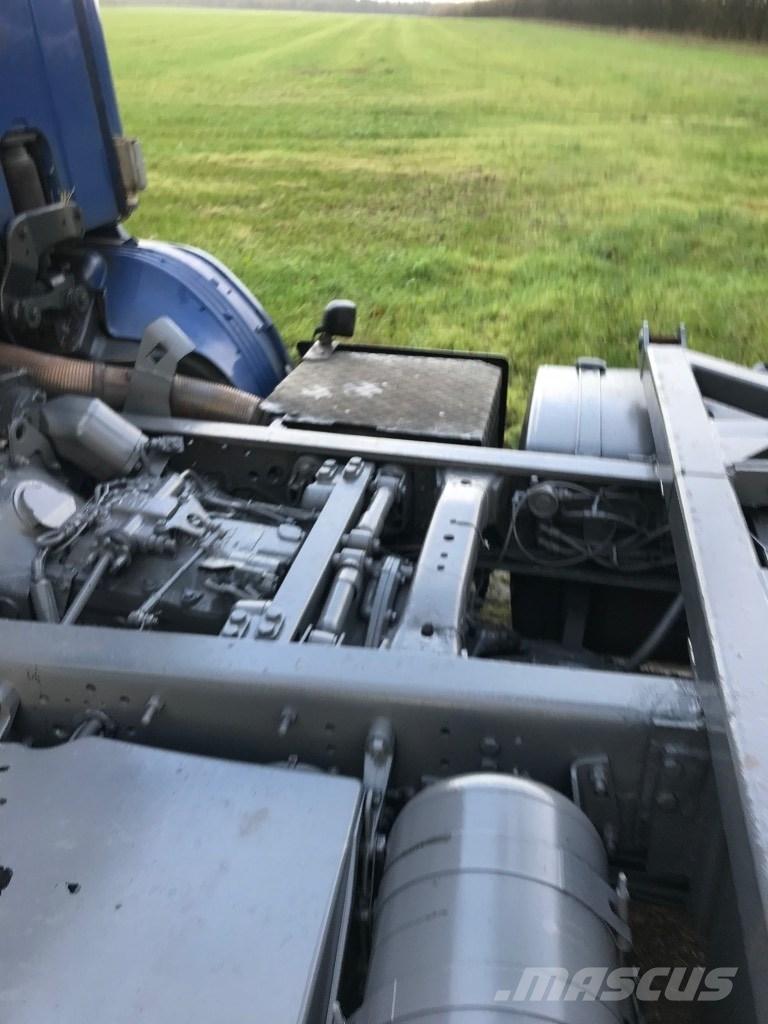 Scania g 124 400 Razstavljivi tovornjaki z žičnimi dvigali