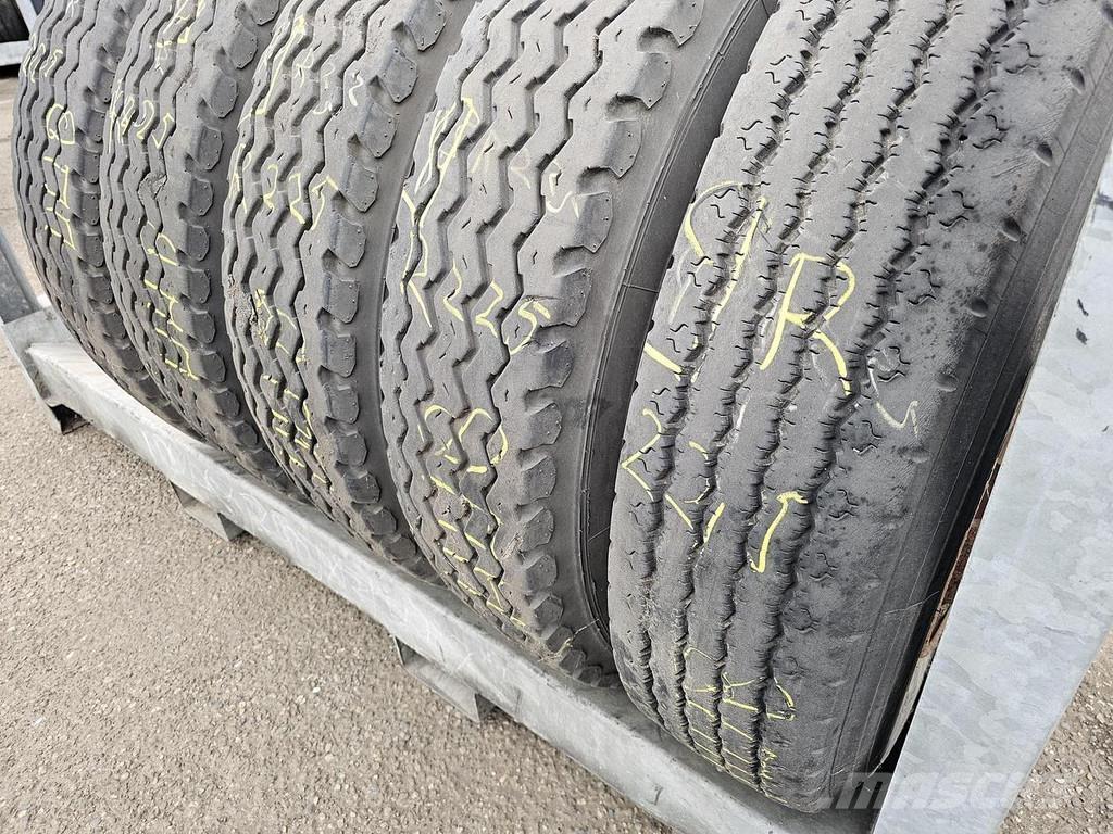 Uniroyal 9 R 22.5 Polprikolice podvozje