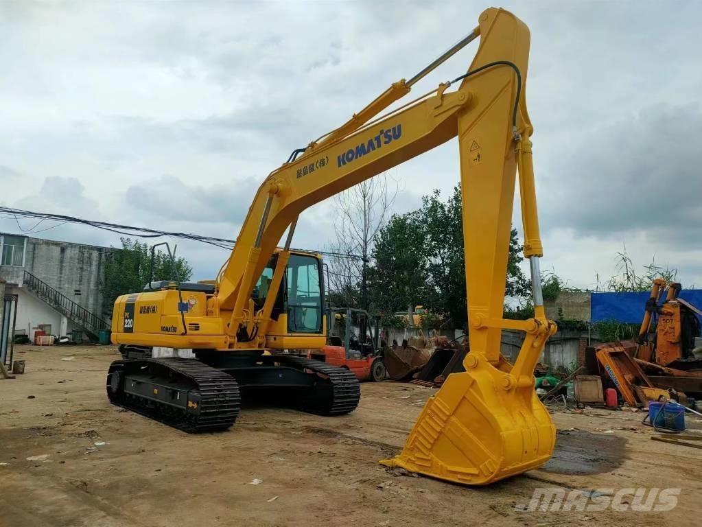 Komatsu PC 220-7 Bagri goseničarji