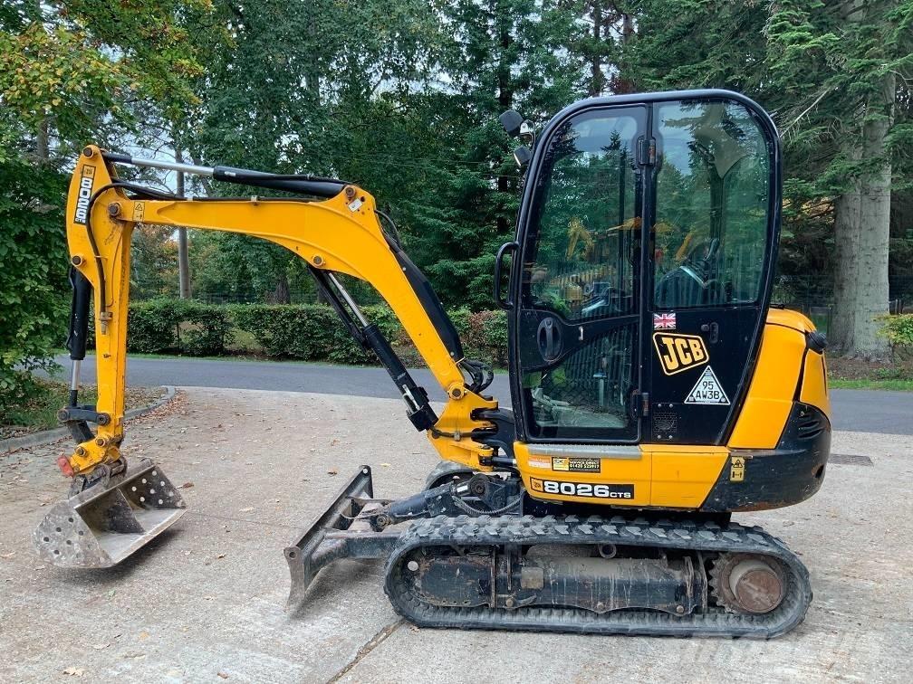 JCB 8026 CTS Mini bagri <7t