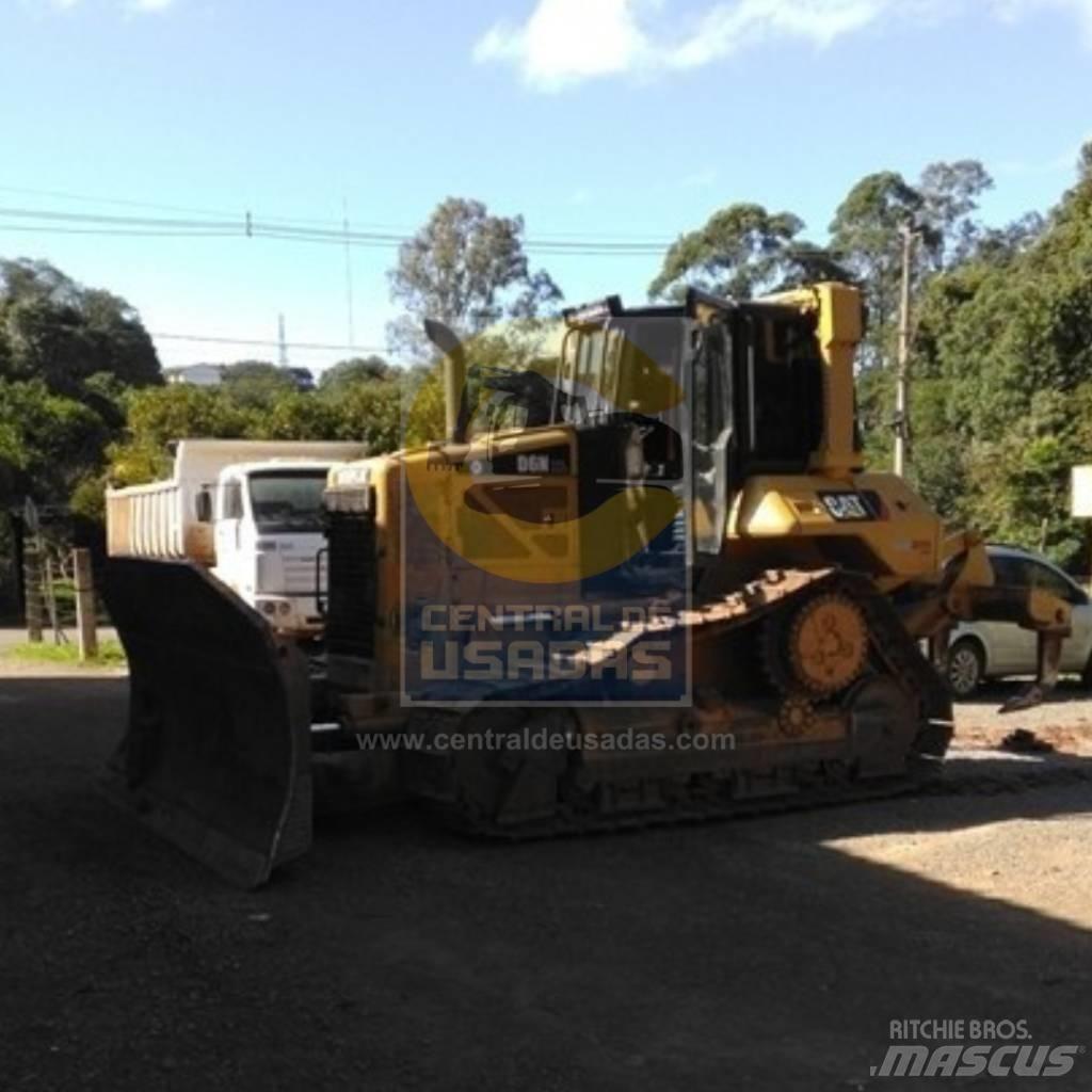 CAT D 6 N XL Buldožerji goseničarji