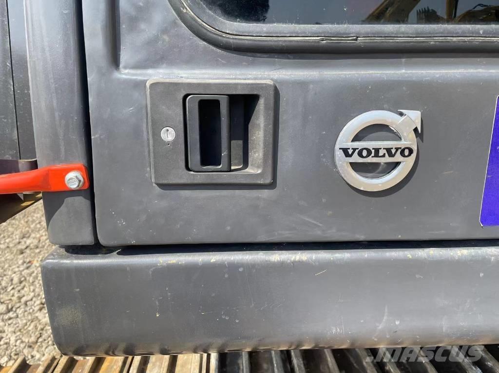 Volvo ec240 Bagri goseničarji