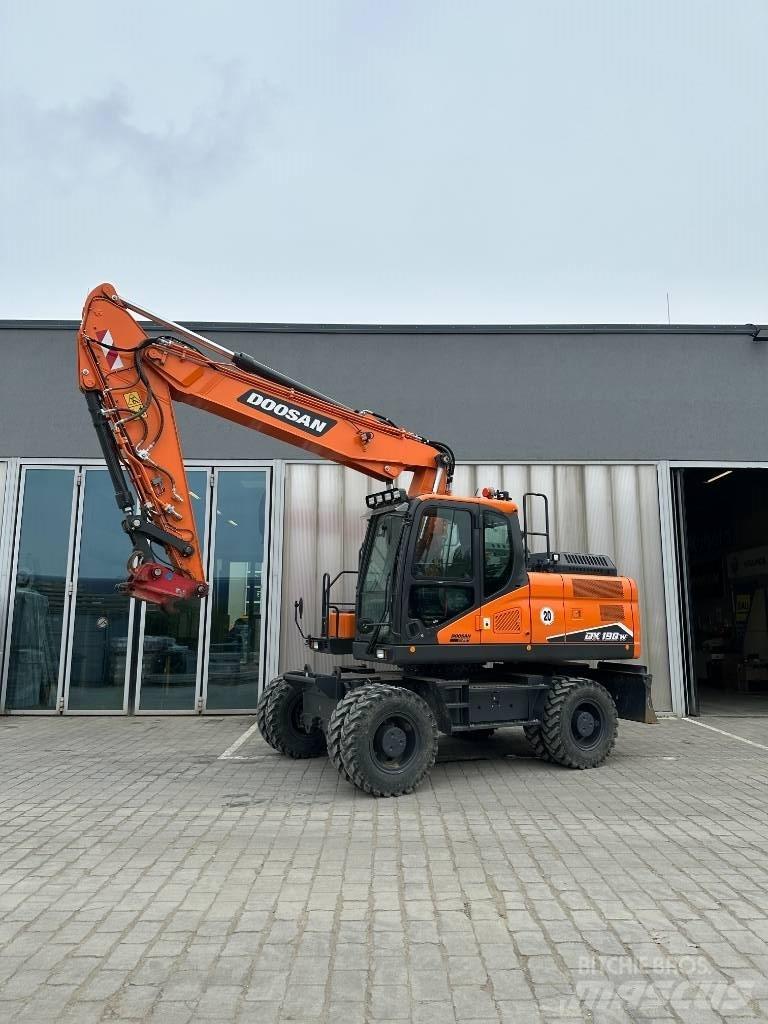 Doosan DX 190 W-7 Bagri na kolesih