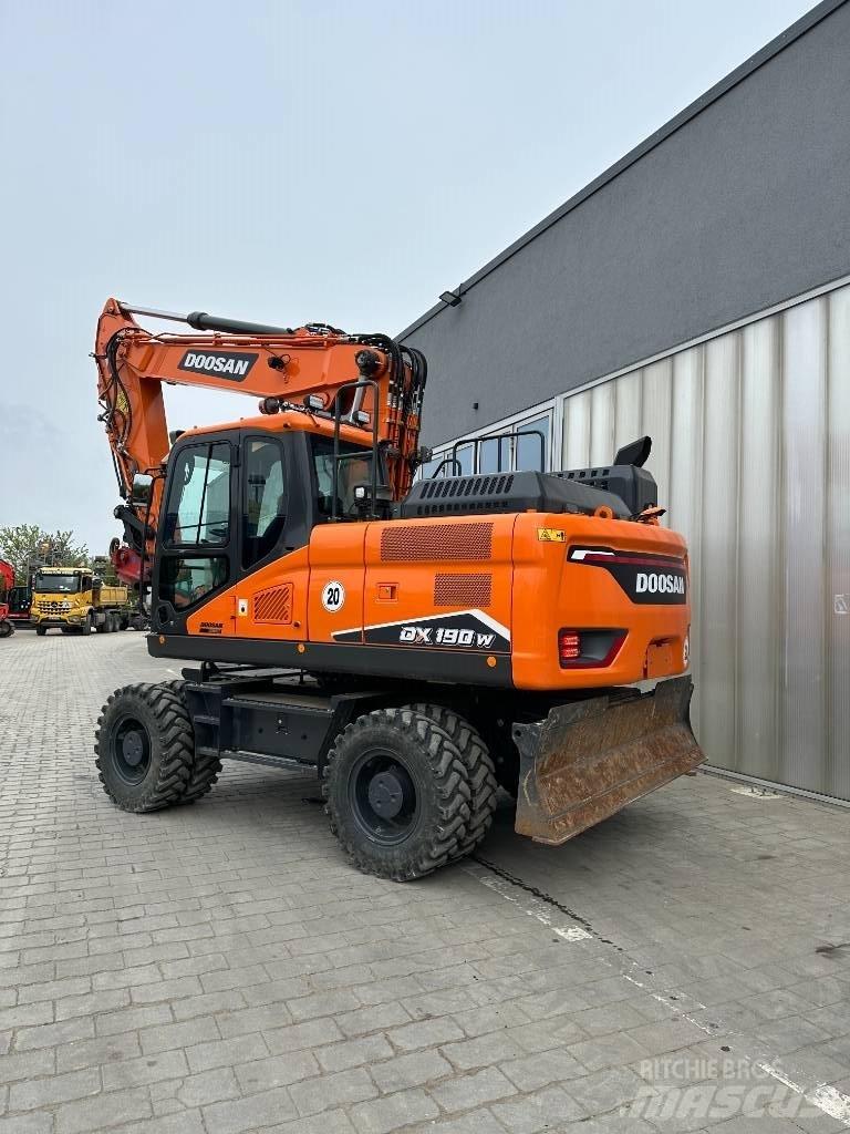 Doosan DX 190 W-7 Bagri na kolesih