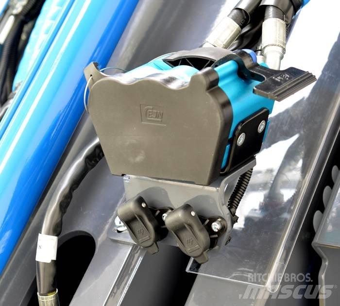Multione 6.3+K Skid steer mini nakladalci