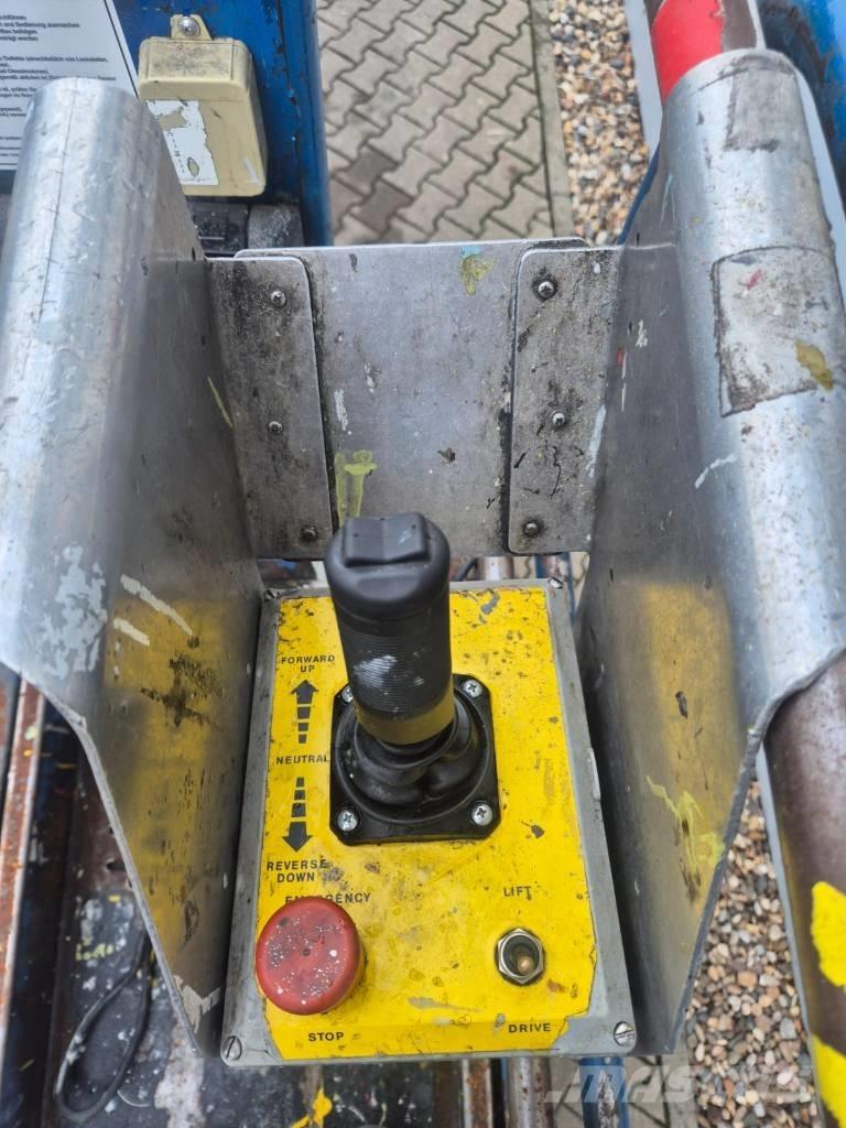 UpRight MX19 Škarjaste dvižne ploščadi