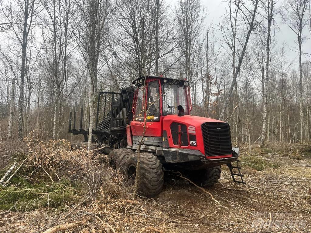 Komatsu 875 Forwarderji