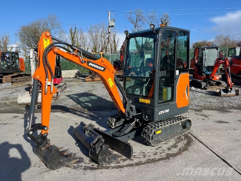 Doosan DX 19 Mini bagri <7t