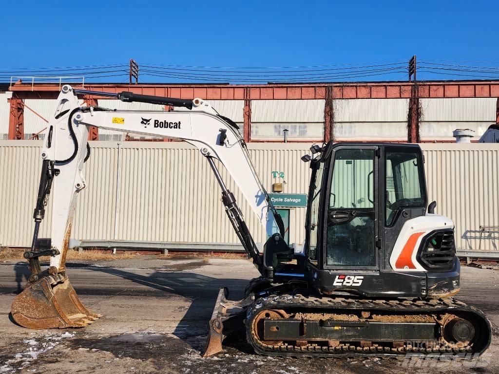 Bobcat E 85 Bagri goseničarji