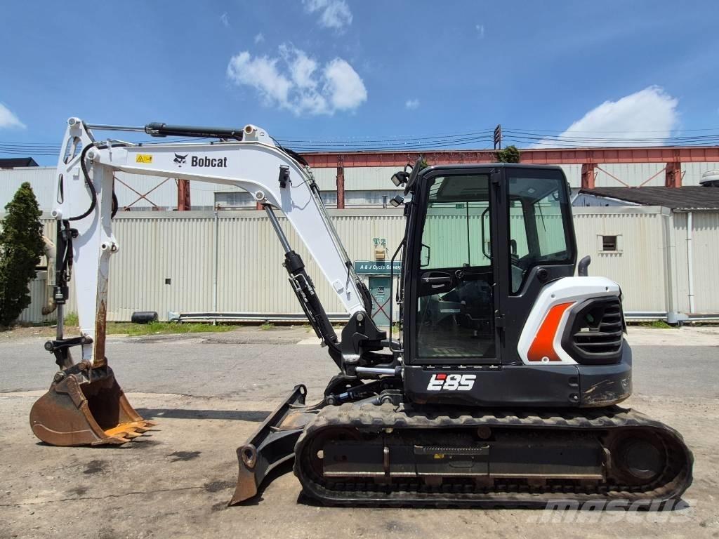 Bobcat E 85 Bagri goseničarji
