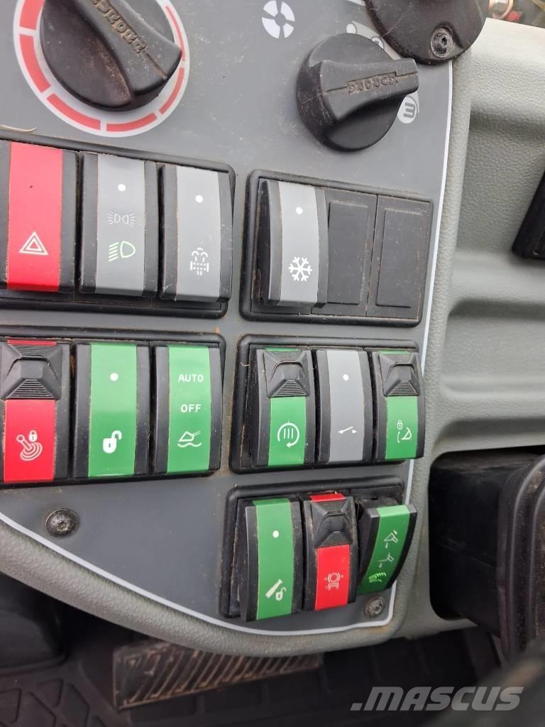 Kramer KT 559 Kmetijski teleskopski nakladalci