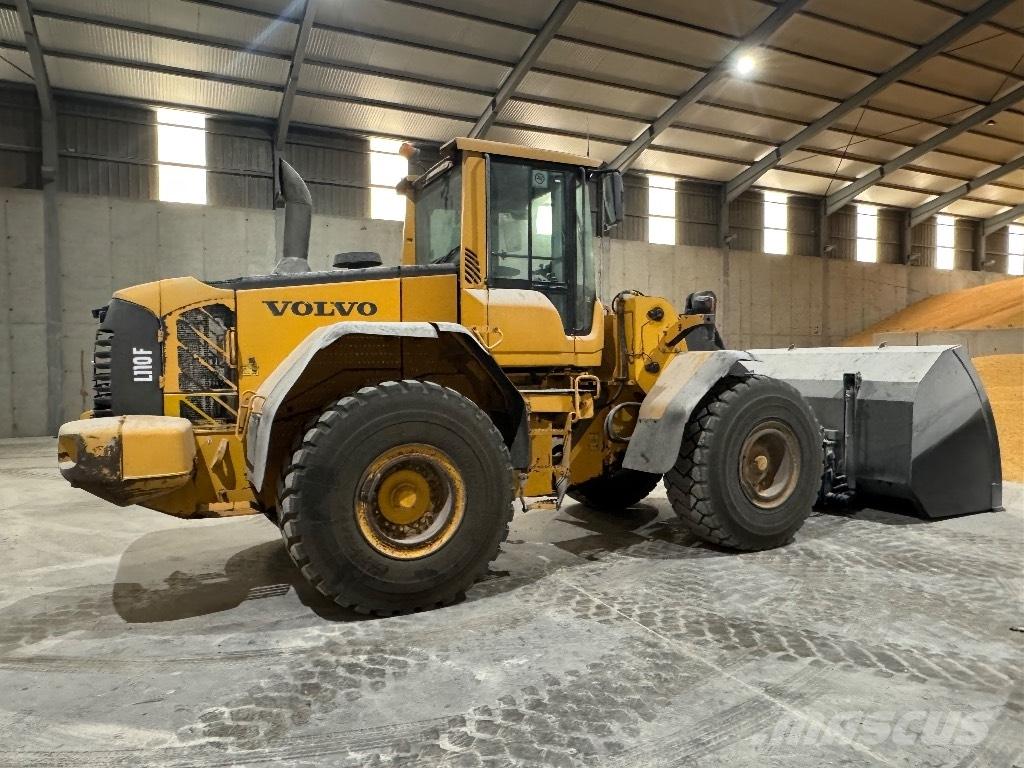 Volvo L110F Kolesni nakladalci