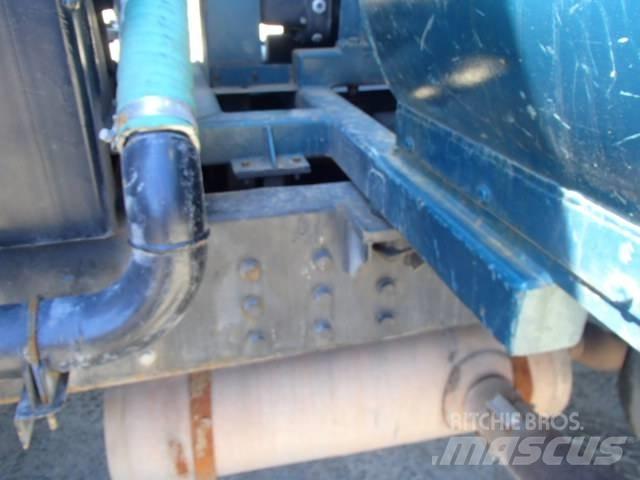 Ford LT 9513 Tovornjaki cisterne