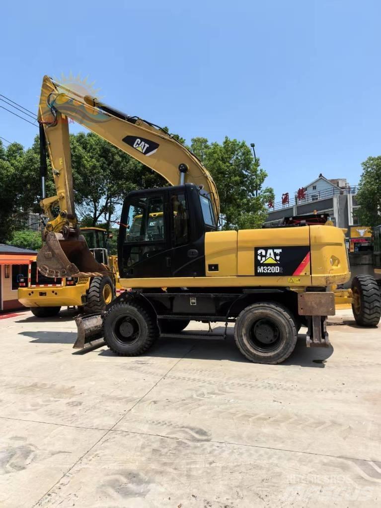 CAT M 315 D2 Bagri na kolesih