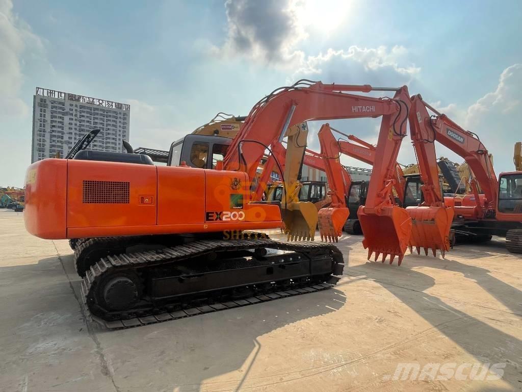 Hitachi EX 200 Bagri goseničarji